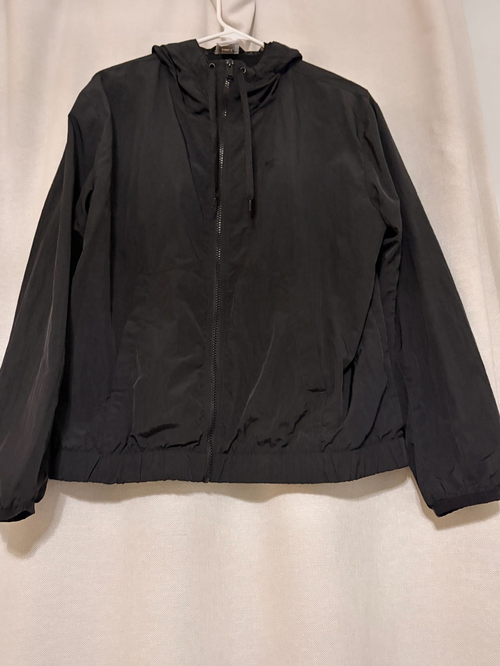 Reebok Classic Black Hooded Windbreaker Jacket - Womensize L